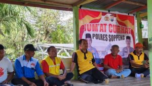 Gelar Jumat Curhat, Kapolres Soppeng Berdialog Bersama Komunitas Ojek Pangkalan