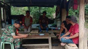 DDS di Rumah Warga, Bhabinkamtibmas Berbagi Informasi Kamtibmas
