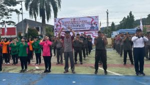 HUT Bhayangkara Ke-77, Dandim 1403 Palopo dan Kapolres Lutim Olahraga Bersama
