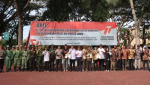 Kapten CBA Marten Luter R Hadiri Apel Satkamling dan Pengukuhan Polisi RW di Polres Luwu