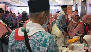 Tempuh Perjalanan 12 Jam, JCH Luwu Tiba di Madinah