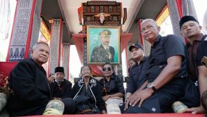 Bupati Luwu Hadiri Pemakaman Tokoh Masyarakat di Desa Pantilang