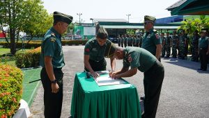Dandim 1403 Palopo Pimpin Upacara Korp Raport Serah Terima Jabatan Perwira