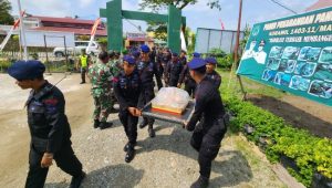 Batalyon Pelopor D Brimob Baebunta Beri Ucapan Selamat HUT TNI Ke-78 ke Koramil Jajaran Kabupaten Luwu Utara