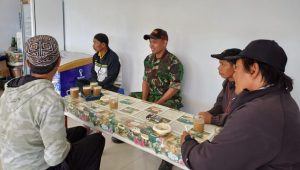 Tingkatkan Toleransi Beragama, Babinsa Koramil Limbong Gencar Lakukan Komsos