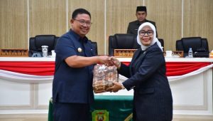 DPRD Palopo Rapat Paripurna Penyerahan RAPBD T.A 2024