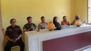 Hadiri Rakor Desk Pemilu 2024, Danramil Bone-bone : Jaga Situasi Tetap Kondusif