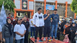 Ketua Komisi ll DPRD Wajo Dampingi Pj Gubernur Sulsel Tabur Benih Ikan