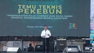 Permudah Pengambilan Pupuk Bersubsidi, Mentan Amran Sulaiman : Cukup Pakai KTP