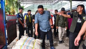 Pj Walikota Palopo Berkunjung Ke Bank Sampah Baruga