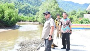 Pj Walikota Palopo Tinjau Langsung Lokasi Pembangunan Talud dan Normalisasi Sungai