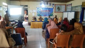 Digelar BKKBN, Babinsa Koramil Bone-bone Hadiri Sosialisasi Dashat 