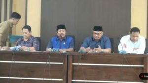 DPRD Wajo Audiens Bersama Masyarakat Kecamatan Tanasitolo