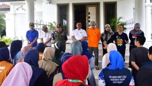 Salurkan Bantuan Korban Banjir Luwu, PJ Walikota Palopo Sampaikan Belasungkawa