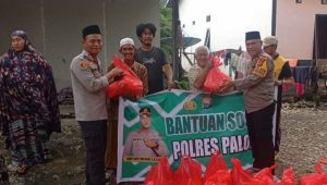Aksi Sosial, Kapolres Palopo Kunjungi Wilayah Terdampak Banjir di Salubattang