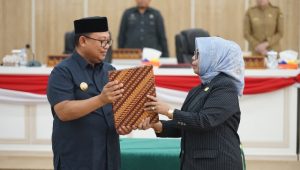 DPRD Palopo Sahkan Perda Pertanggungjawaban Pelaksanaan APBD T.A 2023