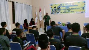 Babinsa Koramil Bone-bone Kenalkan Ideologi Negara Kepada Siswa SMK Negeri 1 Lutra