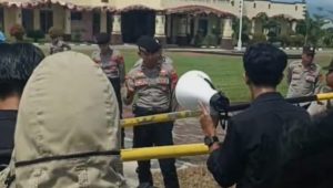 Terkait Tambang, Pemudan dan Mahasiswa LPMPL Lakukan Unras Depan Polres Kolaka Utara