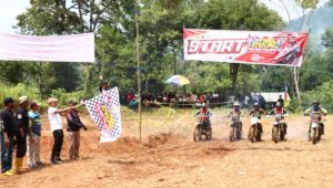Trail Enduro Polres Palopo Meriahkan HUT RI ke-79