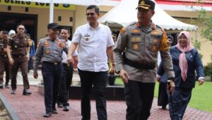 Kepala BKPSDM Luwu Hadiri Apel Gelar Pasukan Operasi Mantap Praja Pallawa 2024-2025