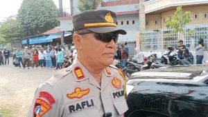Aparat Kepolisian Kawal Mediasi Tim Trisal Akhmad di Bawaslu Palopo