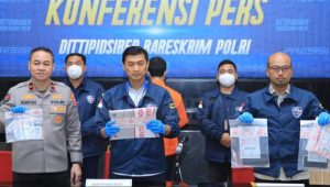 Dittipidsiber Bareskrim Polri Tangkap Oknum Guru Honorer