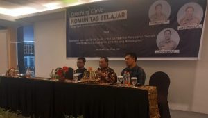 Tutup Coaching Clinic Komunitas Belajar, Sekda Luwu Harap Guru Harus Bisa Mendidik