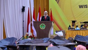 Hadiri Wisuda UNCP, Kadis Pendidikan Palopo : Selamat Atas Pencapaian