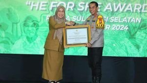 Komitmen  Memajukan Polwan, Kapolda Sulsel Dapat Penghargaan Gender Champion