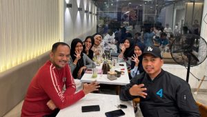 Diskusi Santai Sambil Ngopi, Ome Sebut Kaum Milenial Ujung Tombak Perubahan Palopo