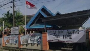 HMI Palopo Unjuk Rasa di Kantor Bawaslu, Tuntut ASN Bersikap Netral pada Pilkada 2024