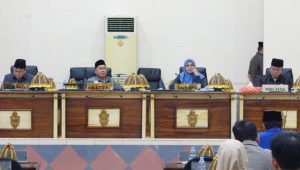 DPRD Wajo Gelar Rapat Paripurna Penyampaian Ranperda APBD 2025