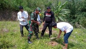 Cegah Tanah Longsor, Koramil Limbong Tanam 100 Pohon di Dusun Kanandede