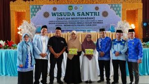 Staf Ahli Pemkot Palopo Hadiri Wisuda Santri LPPTKA BKPRMI Palopo Tahun 2025