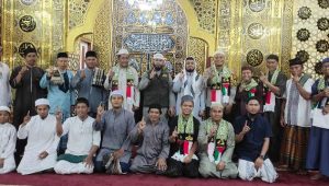 Gelar Tahsin Alquran, Kapolres Palopo Berikan Bantuan Kemanusiaan Untuk Palestina