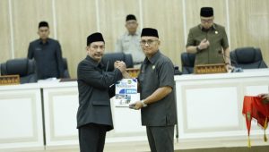 Rapat Paripurna DPRD Palopo Penyerahan LKPj Walikota TA 2024