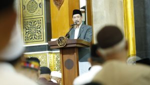 Pj Walikota Palopo Salat Id di Masjid Agung Luwu, Sampaikan Pesan Taqwa dan Jaga Persaudaraan