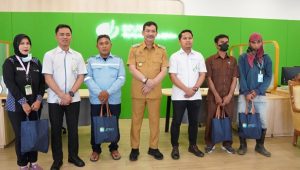 Pj Wali Kota Palopo Hadiri Peringatan May Day 2025, Tegaskan Komitmen Perlindungan Pekerja