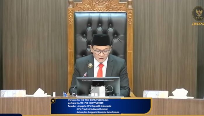 Dinilai Lalai Awasi Pencalonan Pilkada, Dua Komisioner Bawaslu Palopo di Sanksi oleh DKPP