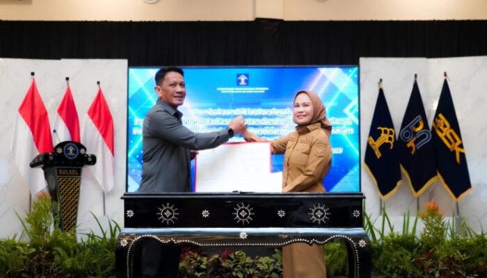 Palopo Terima Penghargaan Dari Kakanwil Atas Dukungan Pembentukan Posbakum