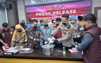 Polres Berau musnahkan sabu-sabu (dok: katasatu)