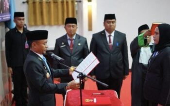 Pelantikan Sekwan DPRD Bone (dok: ist)