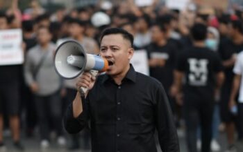 Ketua Barisan Oposisi Rakyat Nasional Elaborasi Organisasi (BORNEO) Kalimantan Timur, Dede Hermawan