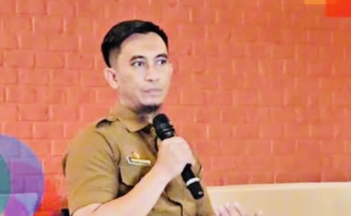 Kepala DLH Kota Makassar, Helmy Budiman (dok: ist)