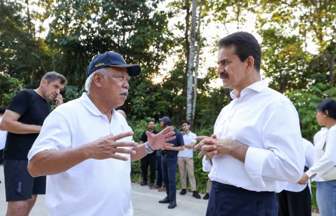 Kepala Otorita IKN saat bertemu calon investor (dok: OIKN)