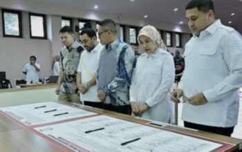 Penandatanganan fakta integritas Pemkot Makassar, DPRD Kota Makassar dengan KPK RI (dok: ist)