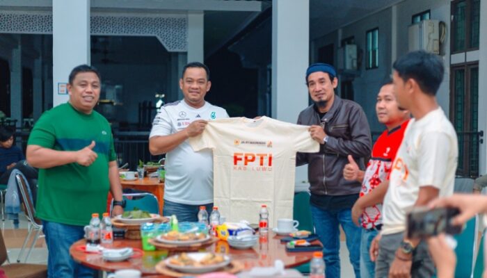 Bupati Luwu Lepas 12 Atlet Panjat Tebing ke Pra Porprov Pangkep