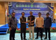 Badan Kehormatan (BK) DPRD Kaltim saat menghadiri Rapat Koordinasi bersama seluruh BK DPRD seluruh Provinsi Kaltim, (Humas DPRD Kaltim).